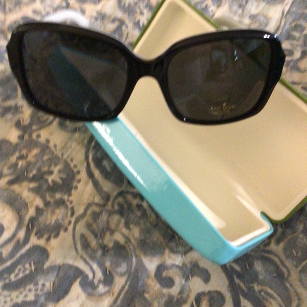 Kate Spade Sunglasses 😎